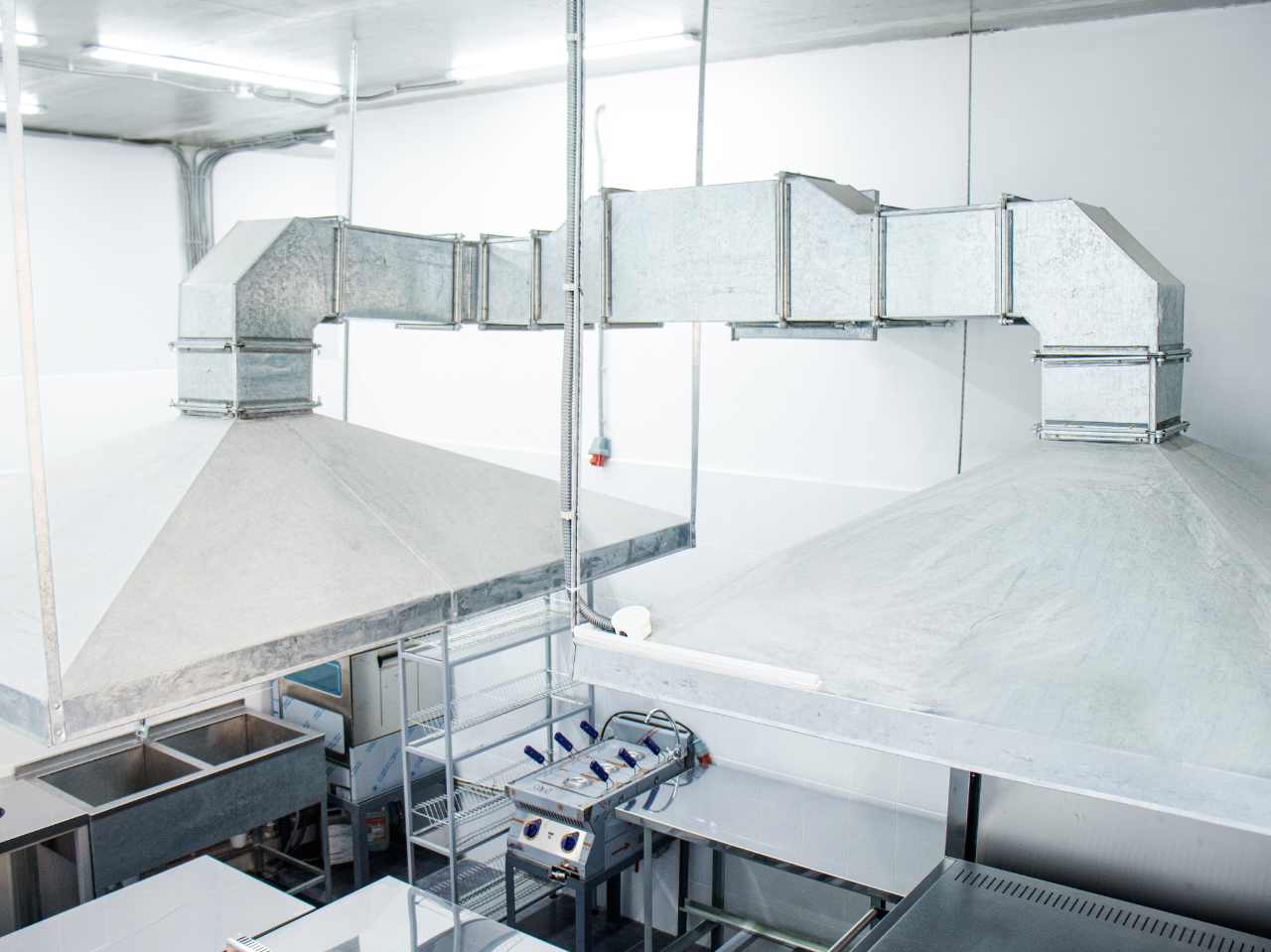 Hotte de Cuisine Intervention de Professionnels Nettoyage désinfection Airnord Bourgogne Franche-Comté